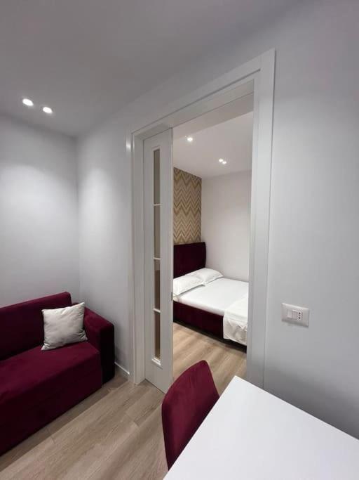 טיראנה Spacious Apartment Ish-Blloku Area מראה חיצוני תמונה